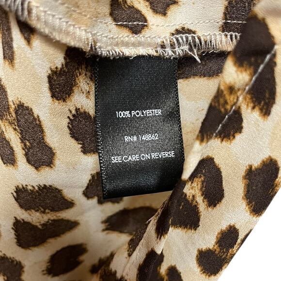 Torrid Cheetah Print Caged Neck Blouse size 2X - Picture 7 of 7